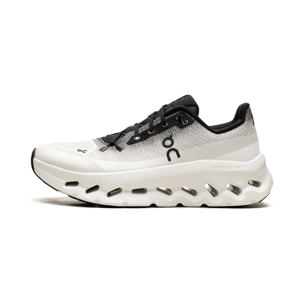 On Running Cloudtilt "Black/Ivory"