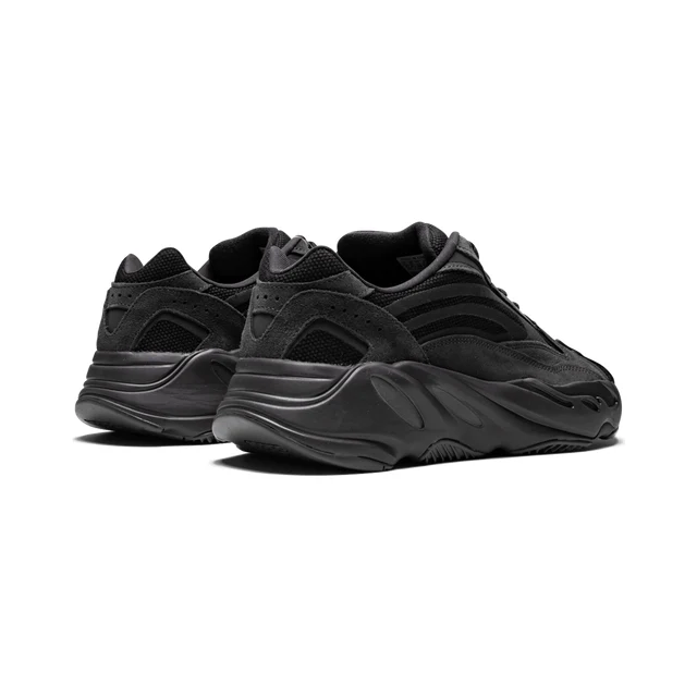 Yeezy Boost 700 V2 "Vanta" – Image 3