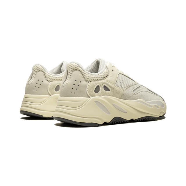 Yeezy Boost 700 "Analog" – Image 3